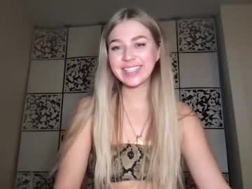 latina cam girl blayzeenvy image #2782465