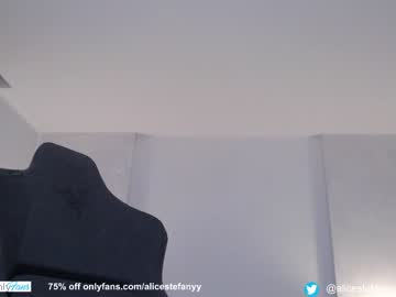 latina cam girl smileyouarehere image #3770704
