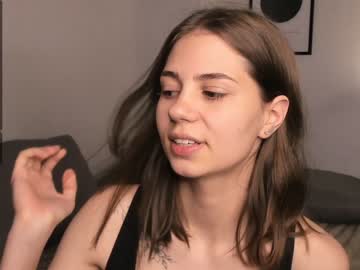 latina cam girl junebragga image #1432264