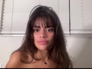 latina cam girl pouty_selena image #4657637