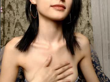 latina cam girl kim_yana image #606028