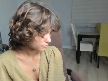 latina cam girl lenaelisabeth image #3672395