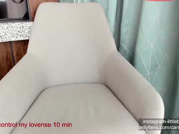 latina cam girl carolinaherera image #3322311