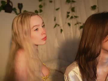 latina cam girl mother__of__dragons image #4606056