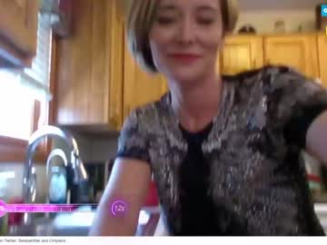 latina cam girl champagnefun image #4094515