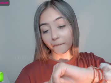 latina cam girl gummy_bear7 image #558123