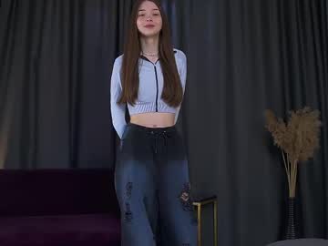 latina cam girl breckdeeks image #4709122