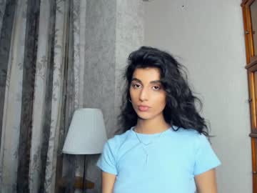 latina cam girl suzannedavise image #3729330