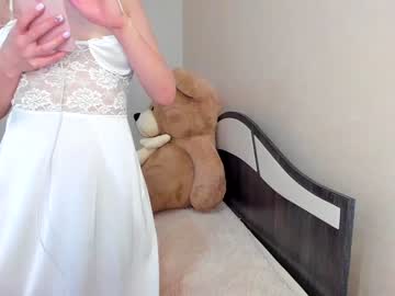 latina cam girl yana_squrel_22 image #651368