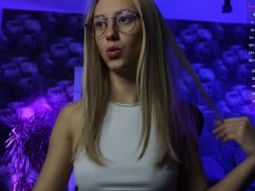 latina cam girl angeellina image #2290307