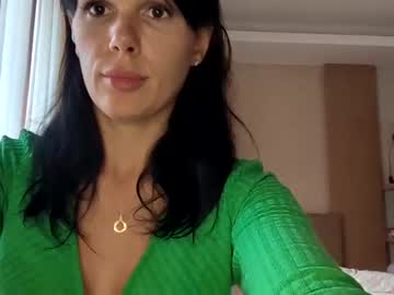 latina cam girl kristymack image #3354749