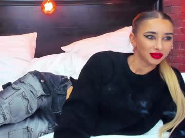 christyna_ross latina cam