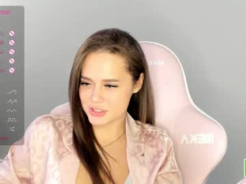 latina cam girl brittcubitt image #4391371