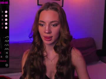 latina cam girl maryhillt image #2546197