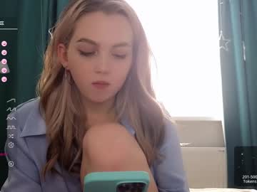 latina cam girl small_blondee image #3542175