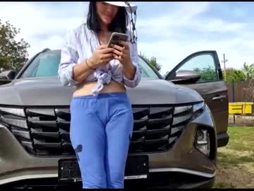 latina cam girl 2whitediamonds image #1146351