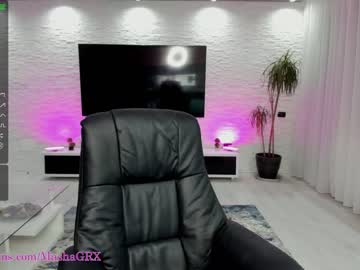 latina cam girl haileygrx image #2605185