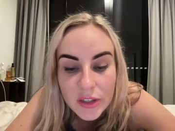 latina cam girl leannax image #3136311