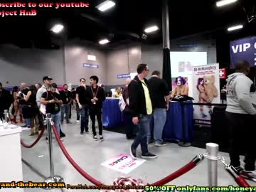 latina cam couple honeyand_thebear image #1946115