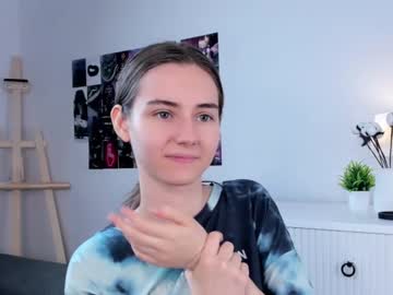 approche_toi_petite latina cam