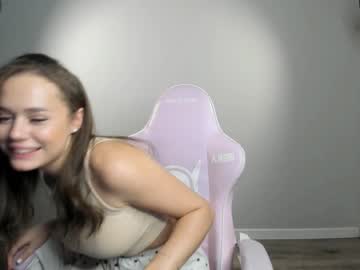 latina cam girl brittcubitt image #4249371