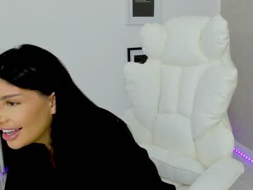 latina cam girl moniqueeass image #4405590