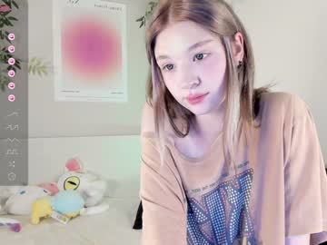 latina cam girl shycinderella image #4382501