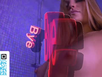 latina cam girl queenafina image #3692142