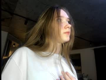latina cam girl mysat image #1138047