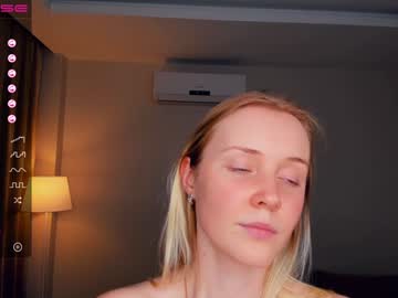 latina cam girl maxinedeary image #4650925