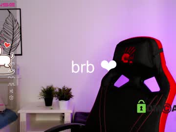 latina cam girl small_blondee image #2406547