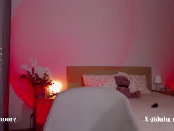 latina cam girl lumoore image #4623878