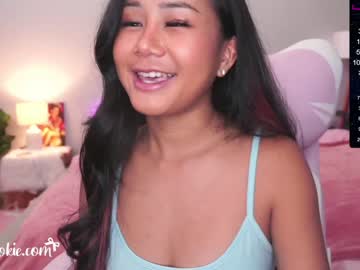 latina cam girl trixiecookie image #1082810