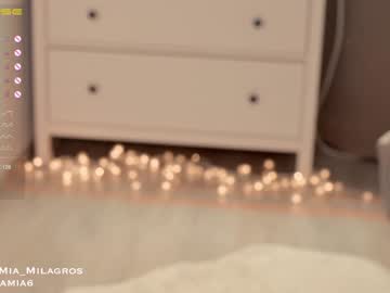 latina cam girl mia_milagros image #2166919