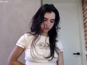 latina cam girl nika_la_sun image #2716275