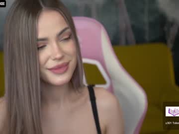latina cam couple kira0541 image #2565768