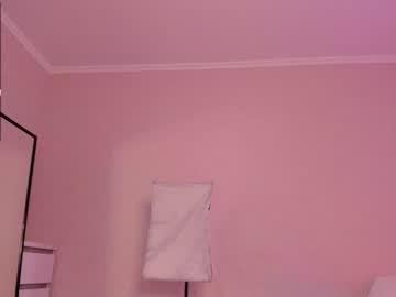 latina cam girl u_needed_me_ image #1657821
