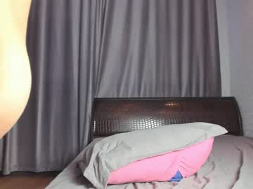 latina cam girl myon_yun image #216701