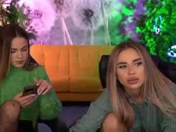 latina cam couple kira0541 image #2109458