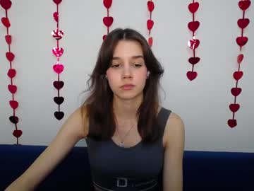 sskruellatee latina cam