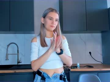 latina cam girl lilianheap image #4612928