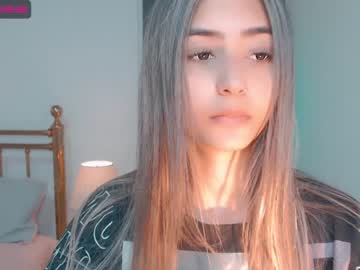 latina cam girl gummy_bear7 image #877989