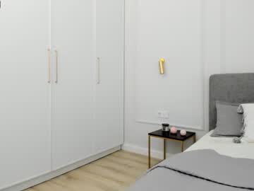 latina cam girl lily_wong image #1178291