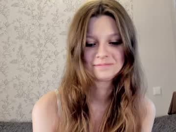 latina cam girl alainaestrada image #3660985