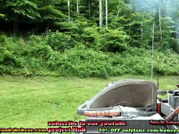 latina cam couple honeyand_thebear image #1248694