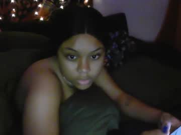 latina cam girl clichshay image #4011712