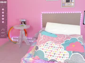 latina cam girl little_effy18 image #1607707