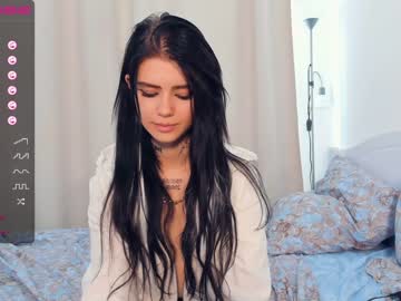 latina cam girl elfas_cute image #3160183