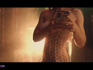 latina cam girl lucieoude_ image #1388633