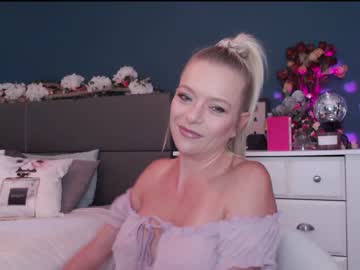 latina cam girl laceycoffeegirl image #1663354